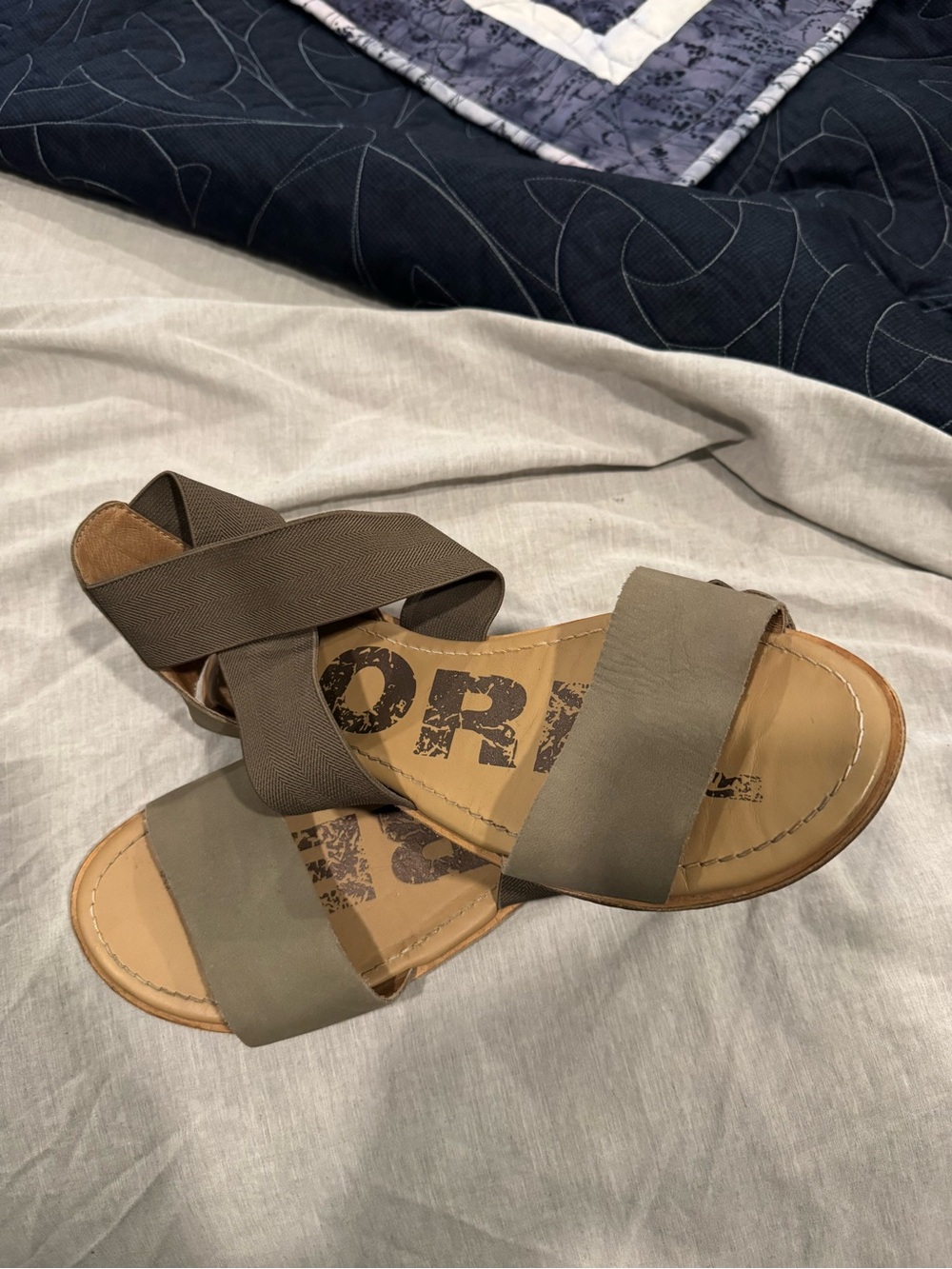 Sorel Olive Green Crisscross Slide Sandals